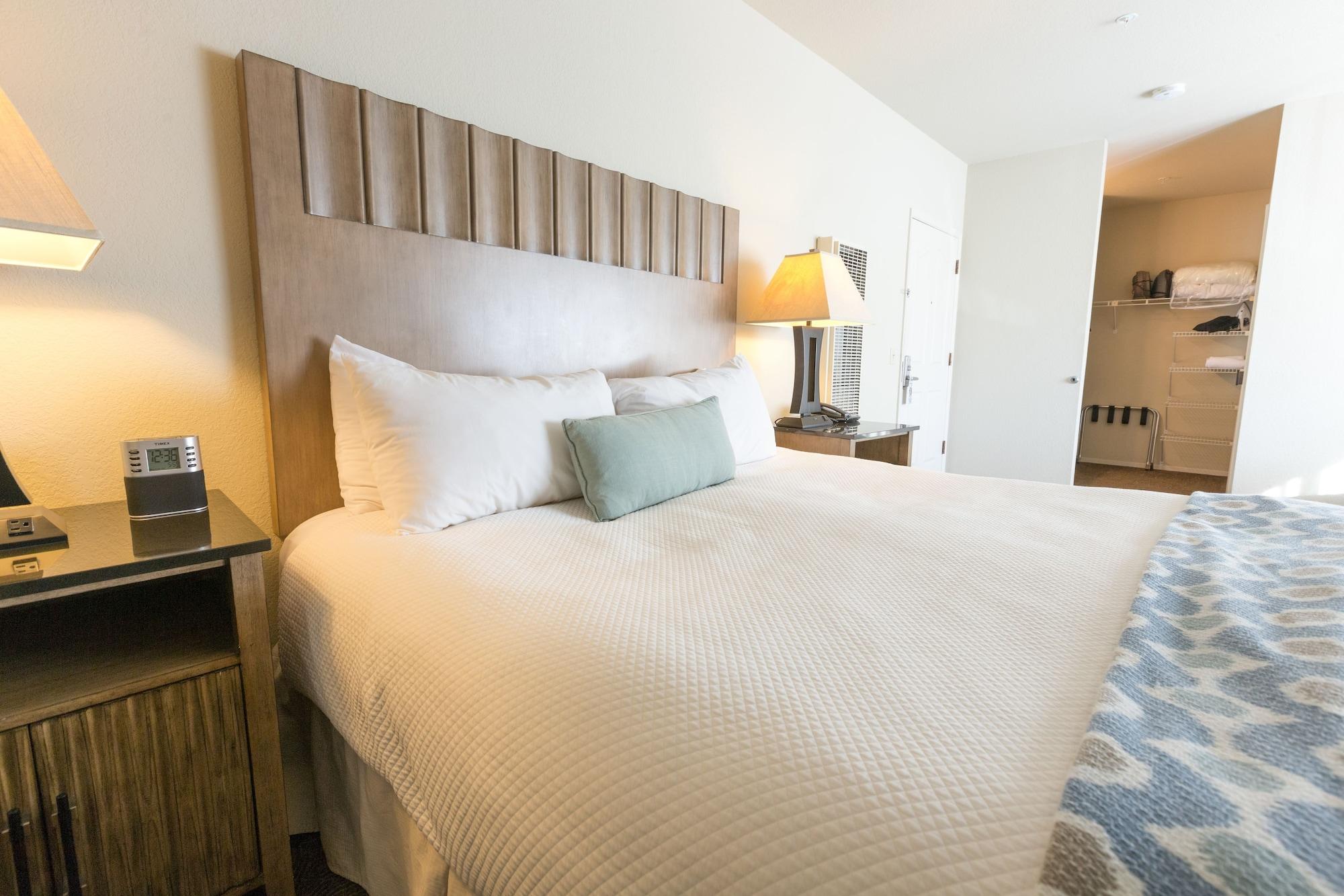 Cambria Landing Inn And Suites Dış mekan fotoğraf