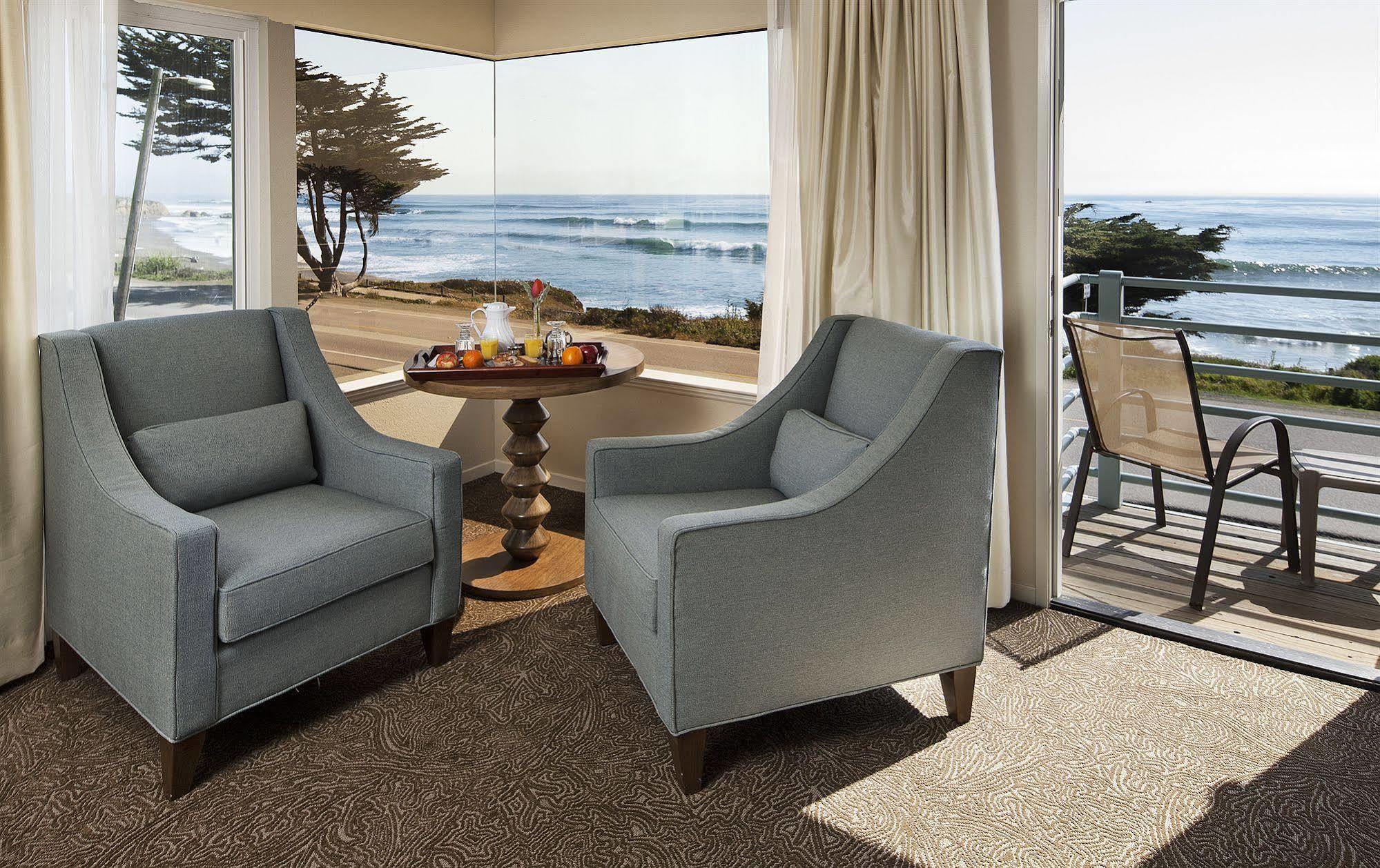 Cambria Landing Inn And Suites Dış mekan fotoğraf