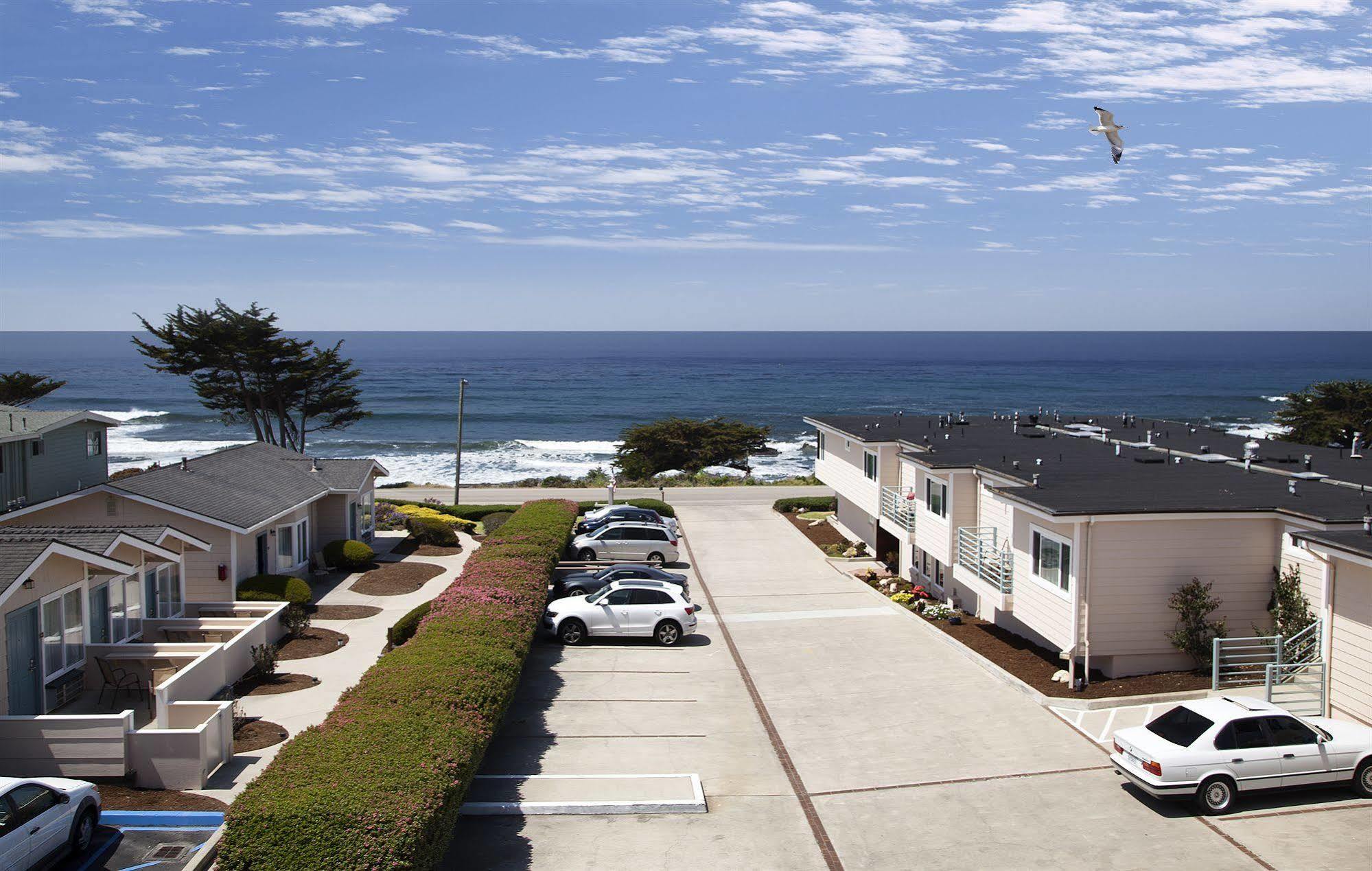 Cambria Landing Inn And Suites Dış mekan fotoğraf